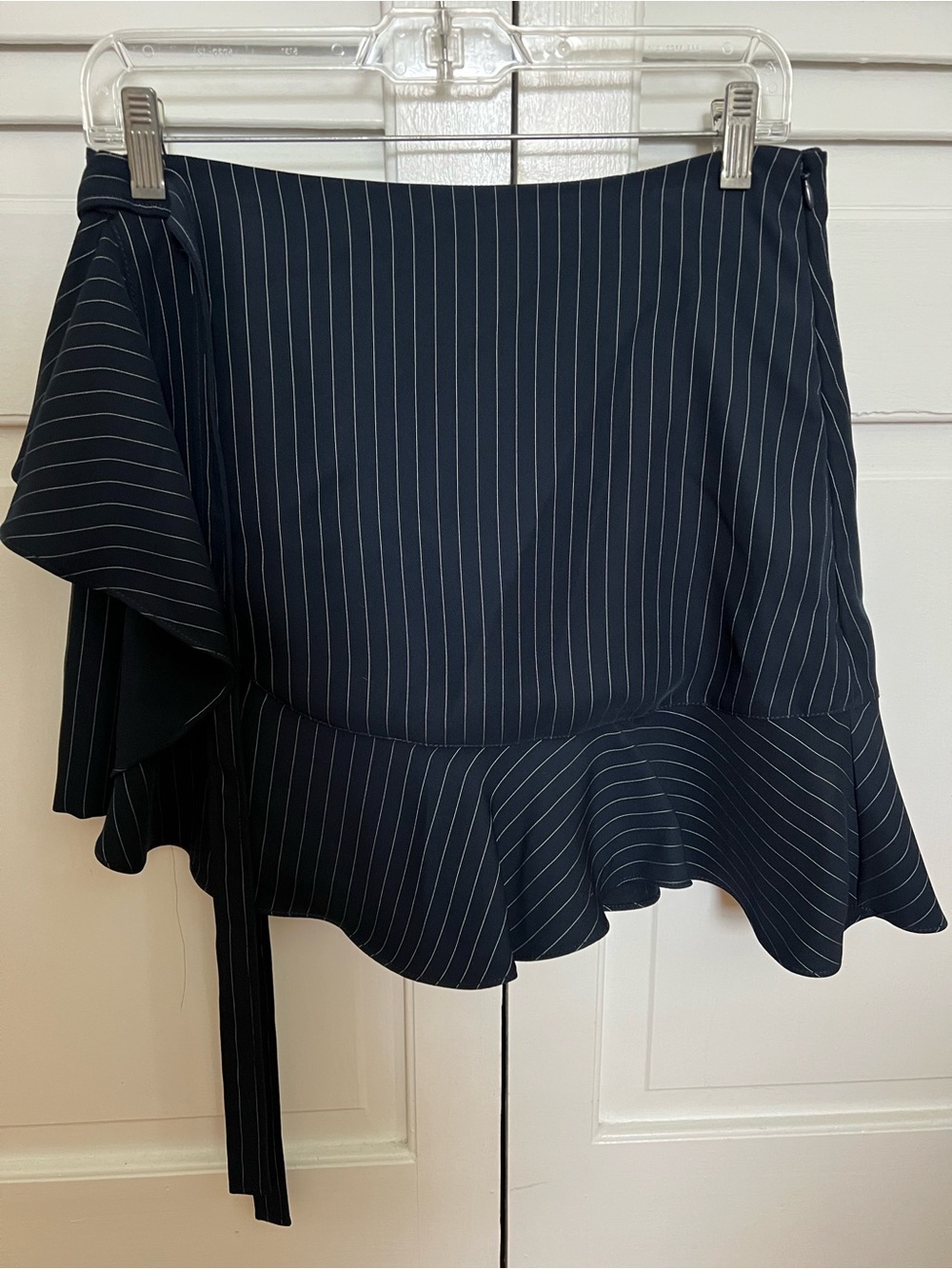 NWT Cinq a Sept Navy Pinstripe Luella Skort